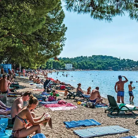 Appartement 2 Bedroom Cozy In Makarska